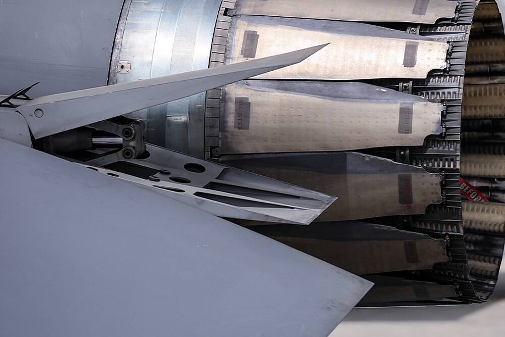 ניטור מיקום הכנף