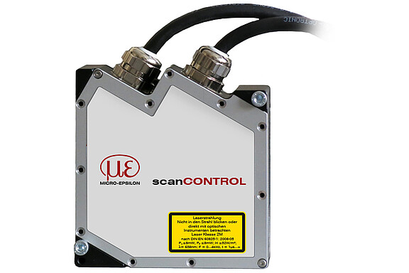 scanCONTROL laser scanner with pigtail cable port 